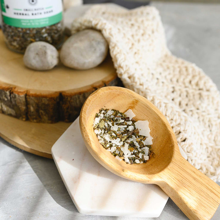 Liz 10 Ounce Herbal Bath Soak